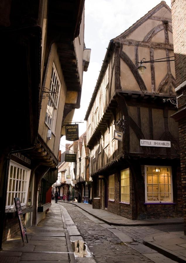 Shambles Suites In The Centre Of York, Sleeps 16 Exterior foto